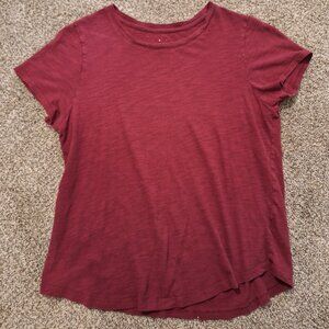 Old Navy Burgandy Tee